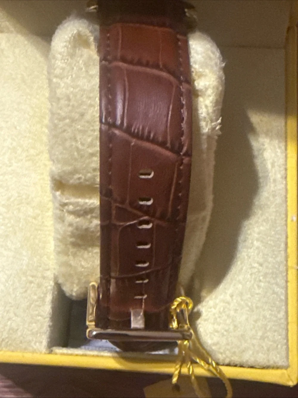 Invicta men wristwatch